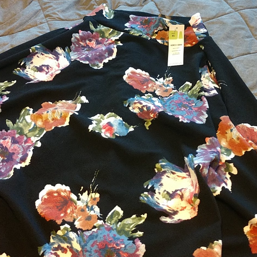 NWT Agnes and Dora midi skirt